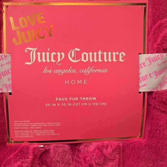 Juicy Couture Home Crown Embossed Faux Fur Plush Throw Blanket - Picture 5 of 7